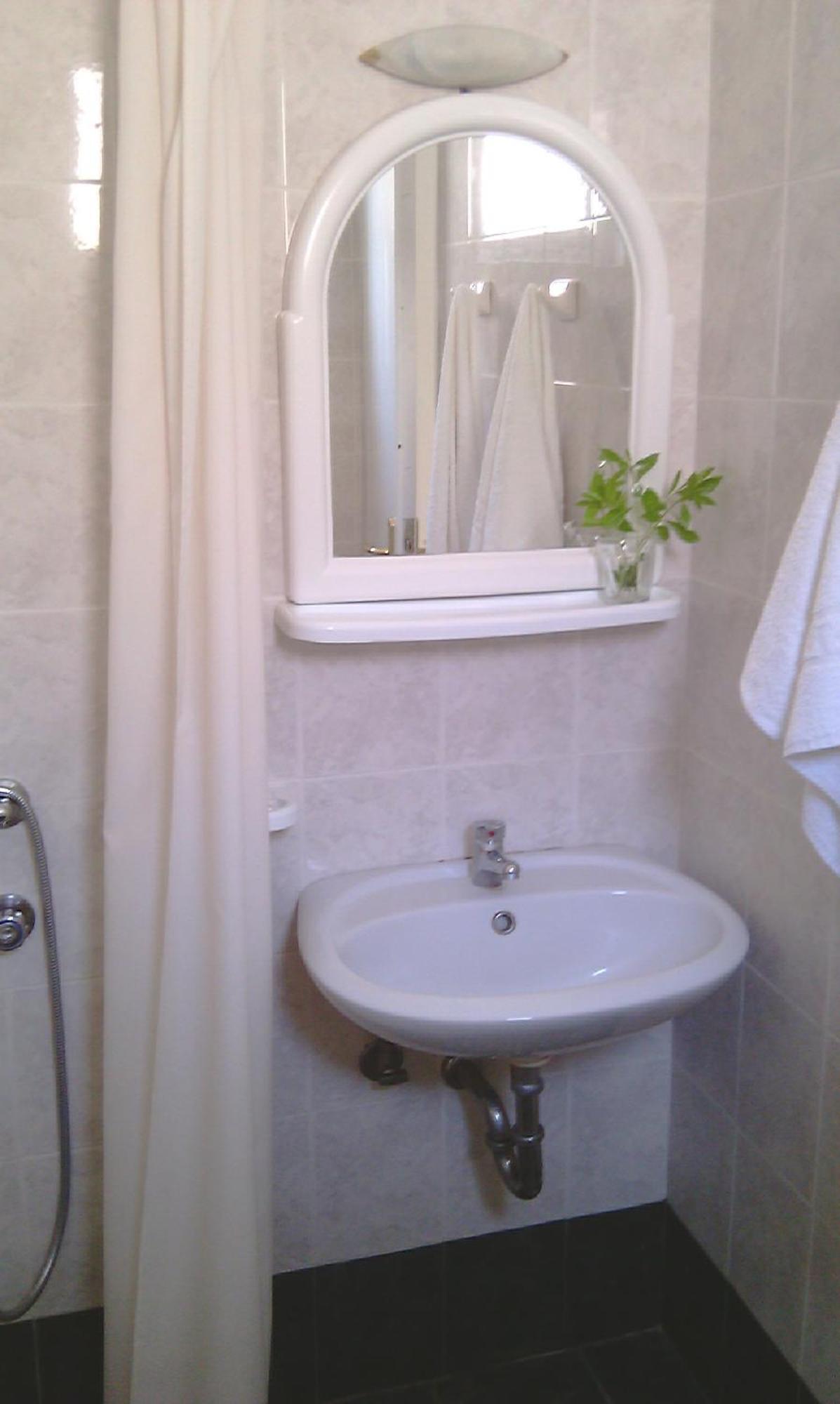 123 Armonia Studios Loutra Edipsou  Luaran gambar